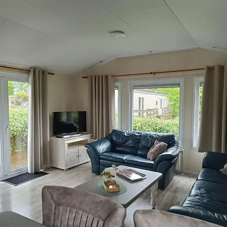 Chalet Sunny Near Amsterdam At Venhop Berkhout
