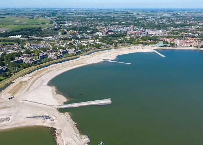 Sunny Near Amsterdam At Venhop