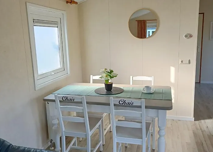 Chalet Sunny Near Amsterdam At Venhop Berkhout