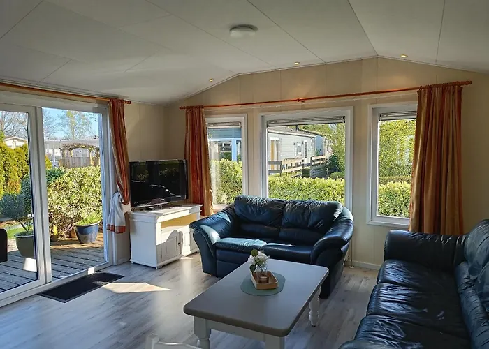 Chalet Sunny Near Amsterdam At Venhop Berkhout